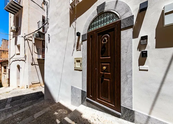 Amuri Holiday Apartment شقة