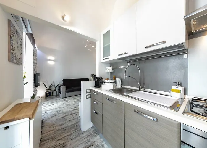 Amuri Holiday Apartment شقة